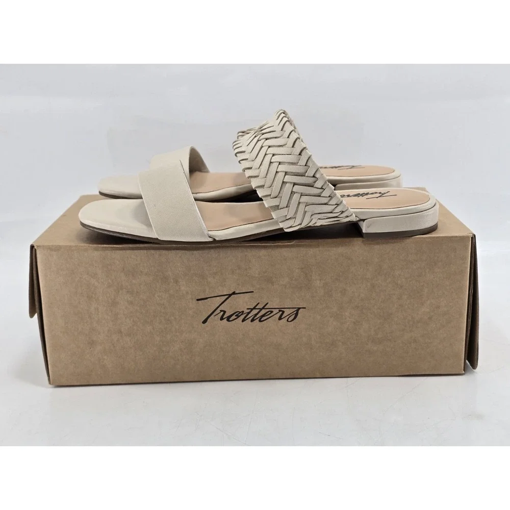NIB Trotters Women's Nalane Sandals - Color Ivory - Size 8 Wide - Picture 9 of 13
